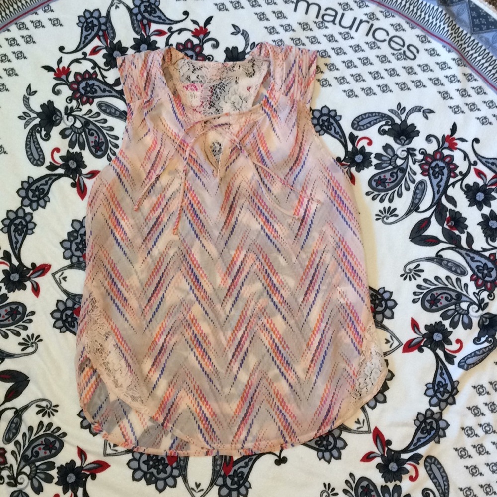 Candies lace inset pin tuck top size small juniors